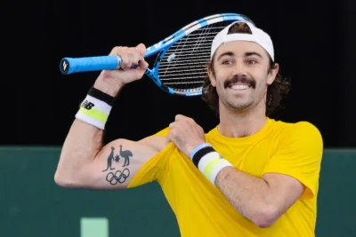 Lieutenant_Kim - Piękny wąsaczu nie s------l tego. Postawiłem na ciebie 50 zł, że oje...