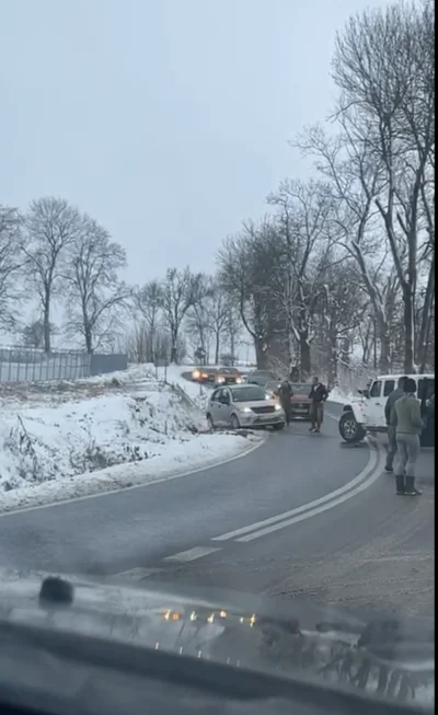 new-object - Powiem tak, że naród wspaniały, lecz władza to k...

Cool story:
1. Babk...