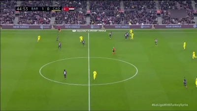 Minieri - Lewandowski, Barcelona - Cadiz 2:0
Mirror
#golgif #golgifpl #mecz #fcbarcel...