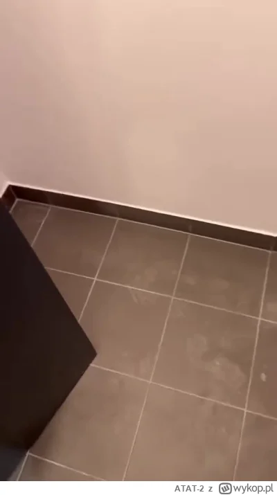 ATAT-2 - Podkradzione z facebooka. Komórka lokatorska do kupienia za 10k. 

Gdzie wad...