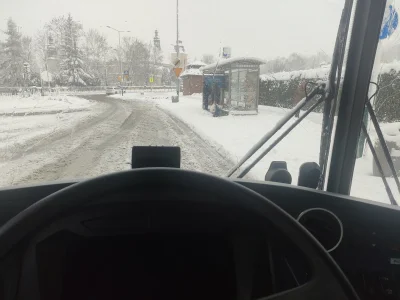 Lardor - Czy ja zawsze muszę jeździć aglomerację jak spadnie śnieg? #krakow #kicochpy...