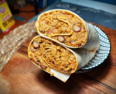 arinkao - Placki tortilli z chili con carne ( ͡° ͜ʖ ͡°)

#arinkaofood #gotujzwykopem