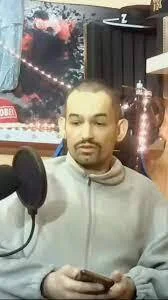 Profesor_Ptak - Ciemno już, zgasły wszystkie światła
Ciemno już, Kobr nadchodzi, głuc...