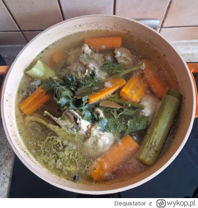 Dequstator - @Dequstator: Rosół Boży psznie patrzy oczkami