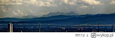fff112 - @youngP: Góry z Katowic wyglądają akurat tak: