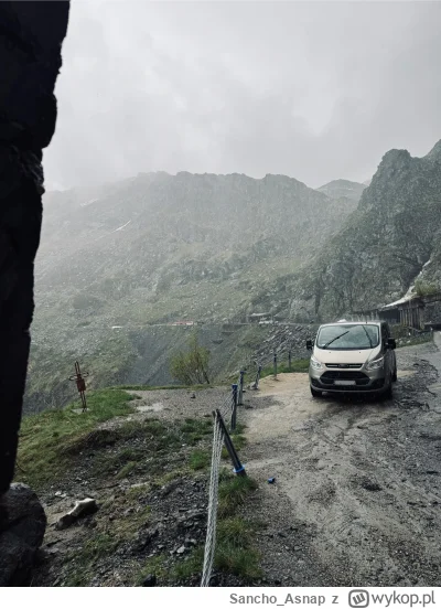 Sancho_Asnap - Jest wysoko. No, jest k---a wysoko… #rumunia #podroze #gory #fotografi...