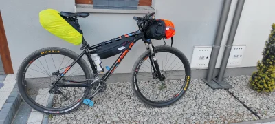 Zwiedzam - @potok555: kup sobie torbę bikepacking pod siodło np taka jackpack