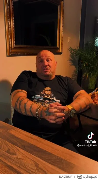 NAIZDUP - #barney Tak jakbym słyszał Pawła ps.czaku/kałasz
#kononowicz