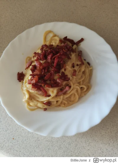 BillieJane - #gotujzwykopem 
Dziś pierwsza w życiu carbonara!
Tanie jajka, tani ser i...