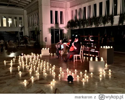 markaron - Ostatnia noc w Hiszpanii i Epic świetnie zatruwa hotelowy bar (lekko 30st)...