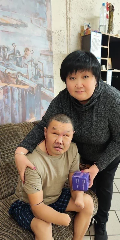 Grzesiok - - Dzień dobry pani Bałdynow. Przykro mi poinformować, że pani syn stracił ...