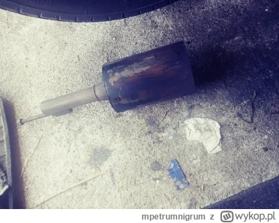 mpetrumnigrum - >czyli po prostu tam w środku jest komora rozprężna, i cały wydech sk...