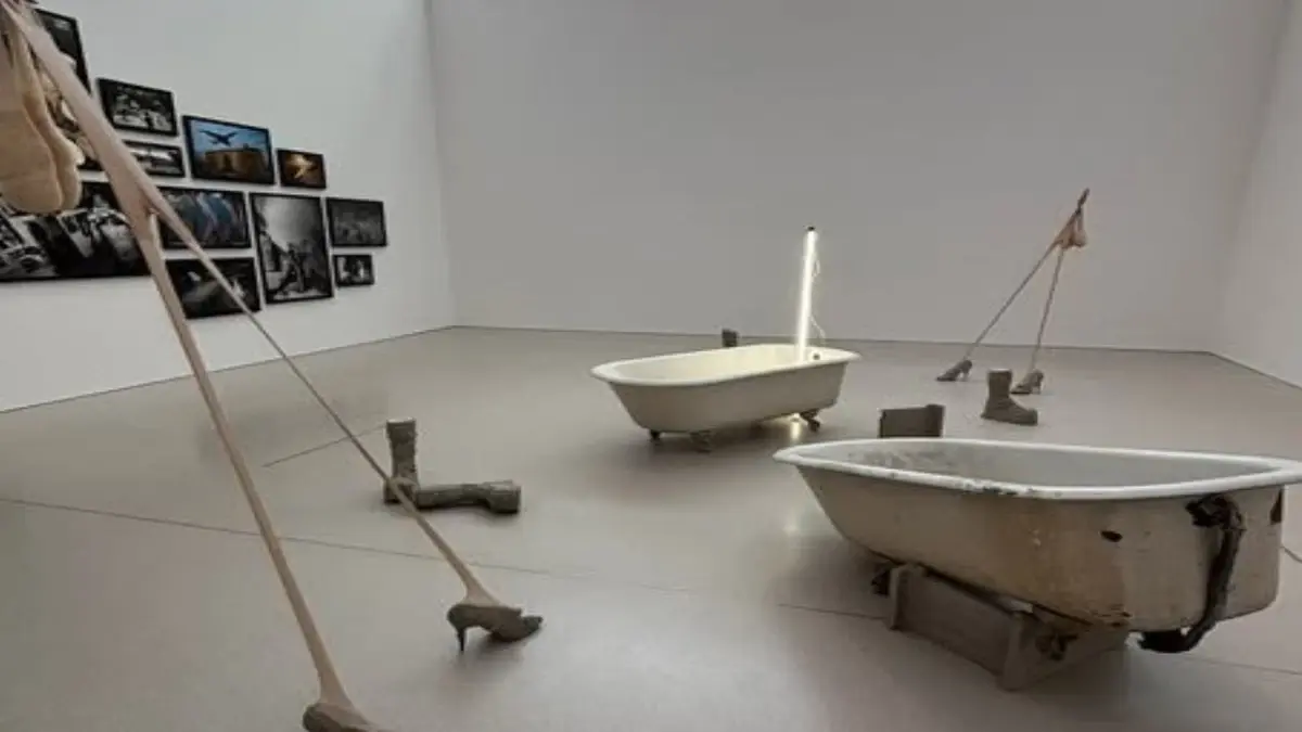 reventon - Odrzuciliśmy po kolei Dobro, Prawdę i Piękno ze sztuki to kończymy na kupi...