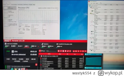 wastyk554 - Kupiłem laptopa bez ekranu e31-80 za 10 paczek laysow wysztko by było faj...