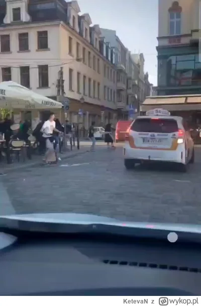 KetevaN - Już wiadomo czemu wladze apelują aby zostać w domu na czas "święta piłkarsk...