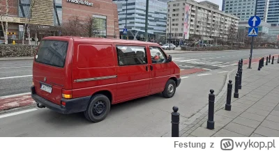 Festung - VW T4, który po ciężkiej walce o lepsze życie wyruszył w swoją podróż do Kr...