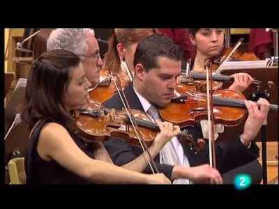 wfyokyga - Pachelbel Canon en Re Mayor-RTVE (Adrian leaper) Orquesta sinfonica Navida...