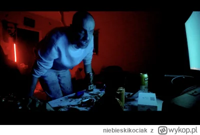 niebieskikociak - Ale filmowe kolory XD Oświetleniowcy robią robote w serialu 

#dani...