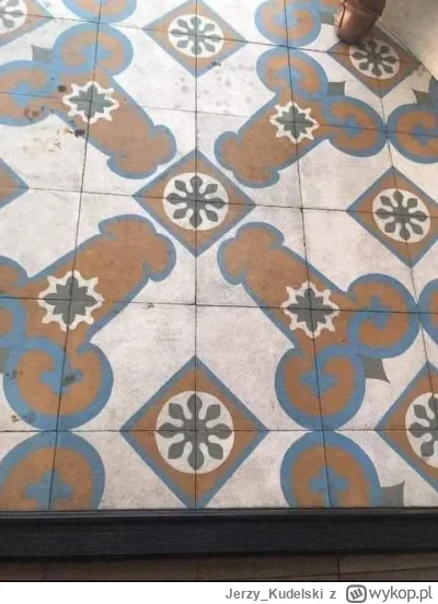 Jerzy_Kudelski - Pytanie do ekspertów, kłuć i położyć panele czy zostawić?