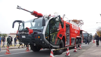 wfyokyga - Rosenbauer Panther – lotniskowy pojazd ratowniczo-pożarniczy, pojazd specj...