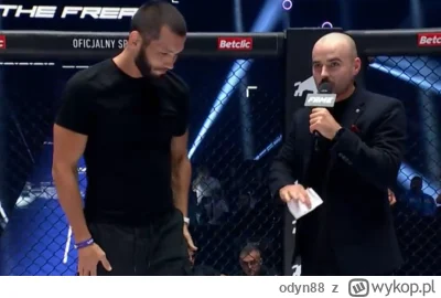 odyn88 - NIBY MIAŁA BYĆ GALA TOTALNIE FRIKOWA A ONI PREZENTUJĄ JAKIEGOŚ GOŚCIA Z UFC ...