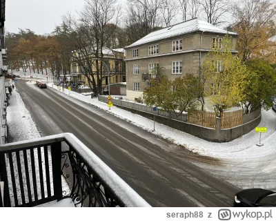 seraph88 - Chuop pojechał z Polski do Norwegii żeby zobaczyć śnieg. Śmiechu warte
#sp...