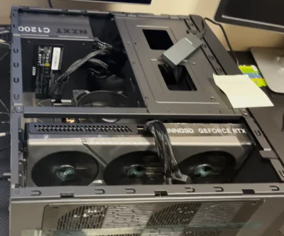 X-PC - @NiBBonacci: SilverStone GD08B jest bodaj najnowsza, ma usb-c z przodu. Zmiesz...