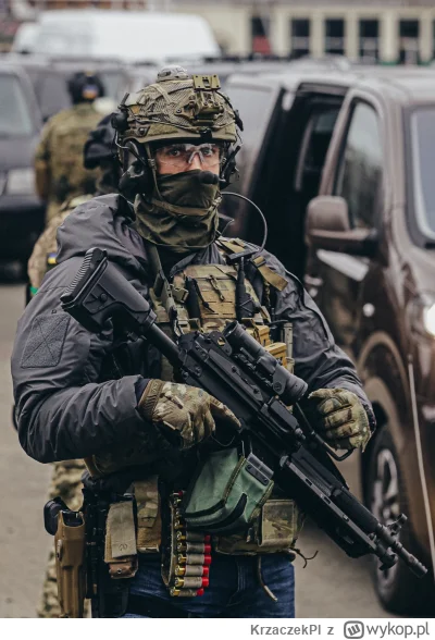 K.....l - @Adriian321: mam nadzieję, że Pani policjantka strzelała, chociaż prawda je...