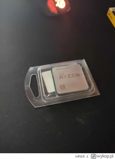 n4taS - Mi tak kiedyś morele wysłało procesor. Był zapakowany w karton i owinięty tek...