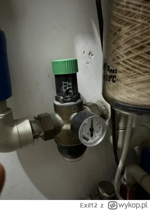 Exil12 - Do czego to służy? 
Kupiłem jakiś czas temu dom i mam takie coś przy wodzie....