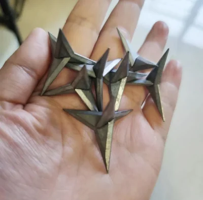 pgr7 - Polecam mieć w aucie. Dostępne na przeróżnych stronach majfrendów.