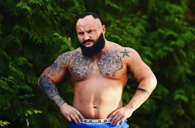 MartinNewman - Ciekawe, czy skoro już Fame obiera w końcu tak dobry kierunek, to czy ...