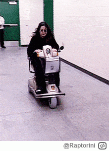 Raptorini - No i odjechał (╥﹏╥)