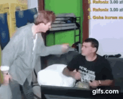 zbychuzbychu1 - @mimik739: zamnij ryj. Strim jest