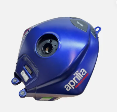 Musztardowytygrys9 - Mirki ma ktoś doświadczenie w oklejaniu moto? Chciałem zmienić k...