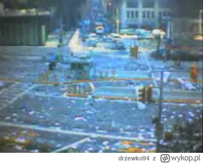 drzewko94 - Jedno z najciekawszych moim zdaniem nagrań z 9/11, nagrane kamerą cyfrową...