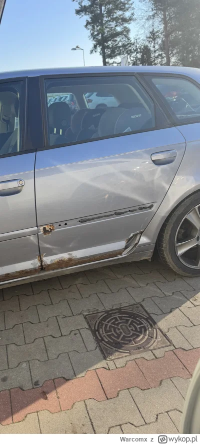 Warcomx - Że też niektórzy nie boją się wozić dzieciaków w takich złomkach, a inni po...