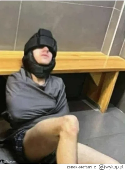 zenek-stefan1 - Wygląda jak potencjalny neuropek. ( ͡° ͜ʖ ͡°) #uw #warszawa #uniwersy...