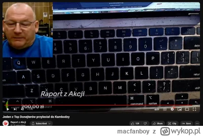 macfanboy - #raportzpanstwasrodka 
Laptop jakis taki nieswiezy u Prezesa :)