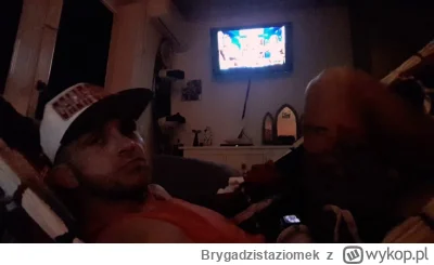 Brygadzistaziomek - Dawid Ozdoba ogląda walke Popek vs Koksu na Narodowym. #famemma #...