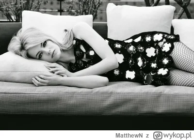 MatthewN - #codziennaemmastone 1464/x

Emma Stone
Vogue
2012 r.

#ladnapani
