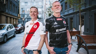 umorusanywkale - #mecz #pierwszaligastylzycia #lodz @Piotrek7231
sztos te nowe koszul...