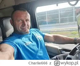 Charlie666 - @pytanie1 Pudzian poszedł spać bo o 5 w trasę trzeba jechać