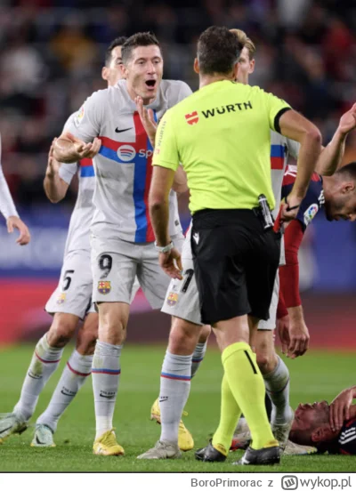 BoroPrimorac - Lewandowski ma pretensje do sędziego ze mu sie żona dupcy

#mecz