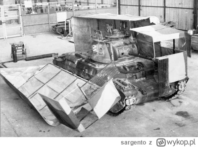sargento - #czolgi
Kamuflaż czołgu Matilda, Egipt 1941. 
z FB TankHistoria