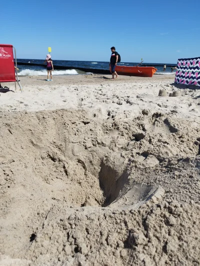 DrBarrel - @0caffe  @lubiewachacstopy_siostrze997 Zamiast prześladować mirasów to ja ...