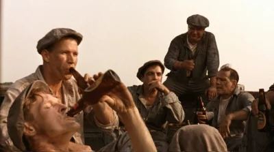 seventhgate - Shawshank Redemption: Beer deal on a rooftop

https://www.youtube.com/w...