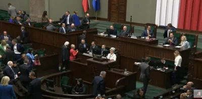 szczszz - Kiedy twoja postać pojawia się w cutscence 
#sejm