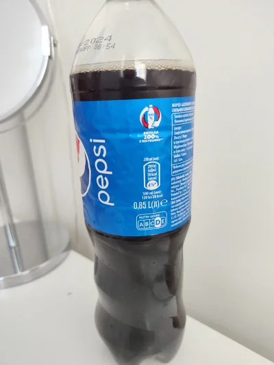 Ciro-di-Marzio - Ciekawe ile firma Pepsi musiała komuś posmarować, że dostali kategor...
