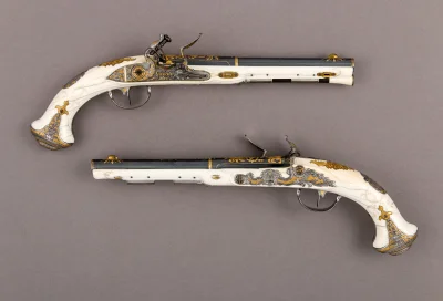 Loskamilos1 - Dwa pistolety skałkowe wykonane dla carycy Katarzyny Wielkiej przez Joh...
